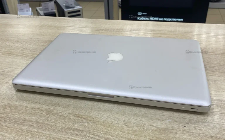Ноутбук  MacBook Pro 2011