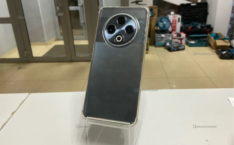 Tecno Spark 30 8/256 ГБ