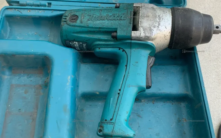 Гайковерт makita TW0350