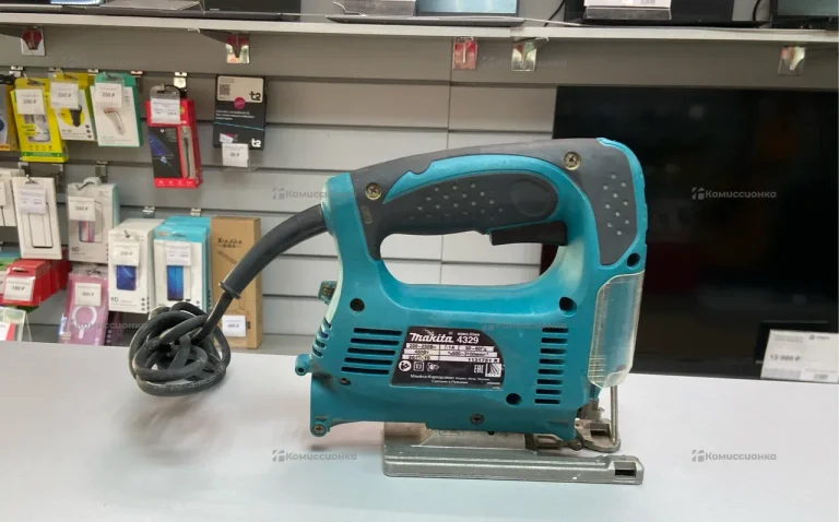 Электролобзик makita 4329