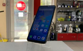 Infinix Hot 12 Play 4/64 ГБ