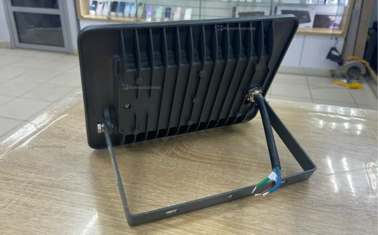 Прожектор Wolta 50вт