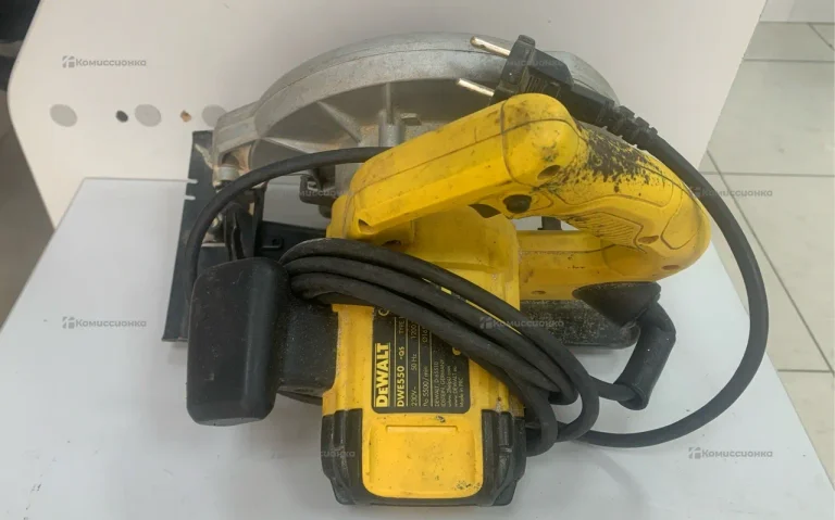 Дисковая пила dewalt DWE550