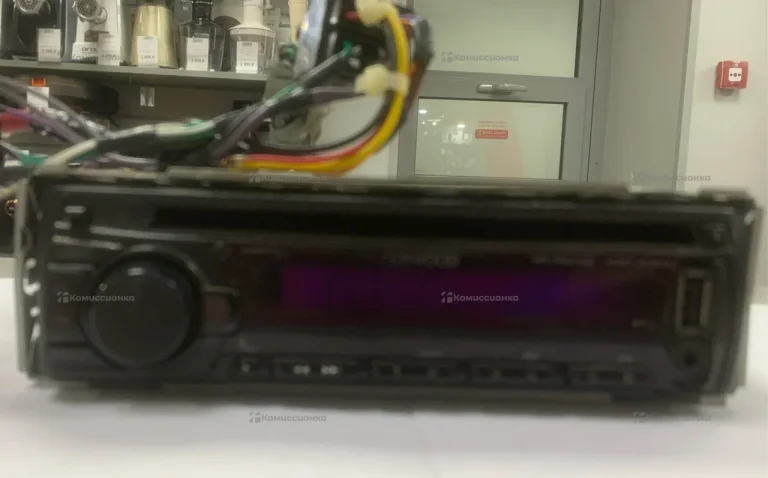 Автомагнитола  Kenwood kdc 4051u