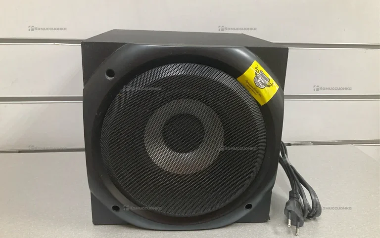 сабвуфер Defender