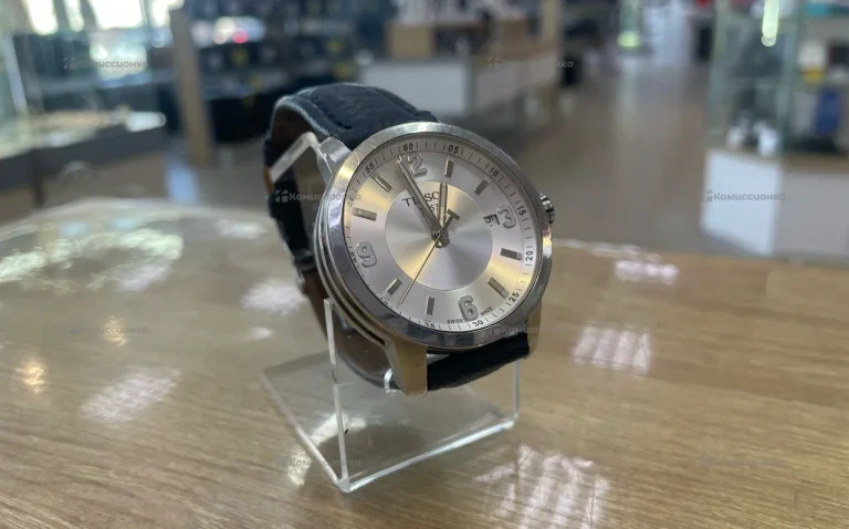 Часы  TISSOT T055410A