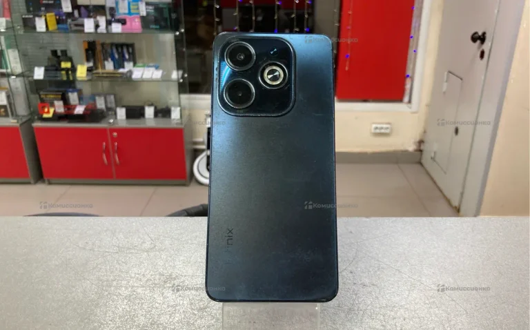 Infinix Hot 40i 8/128 ГБ