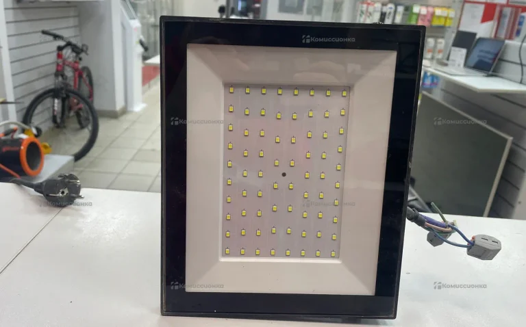 LED светильник 220В