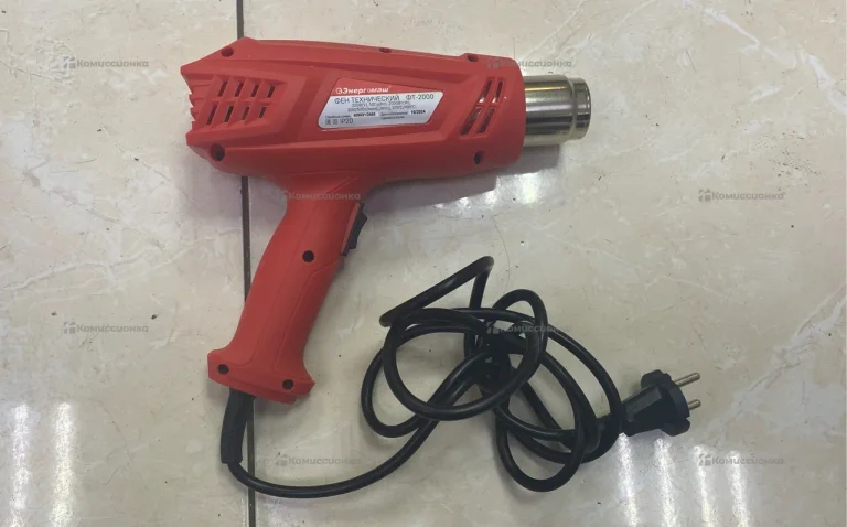 Строительный фен Энергомаш ФТ-2000