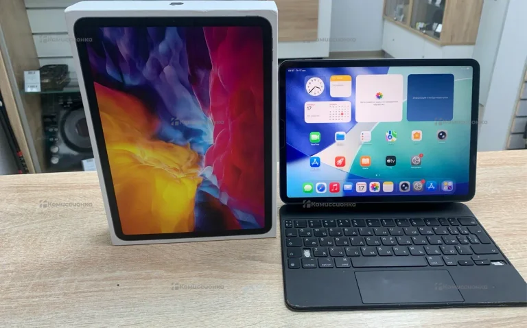 Планшет Apple iPad Pro 11 (2020) 128Gb Wi-Fi