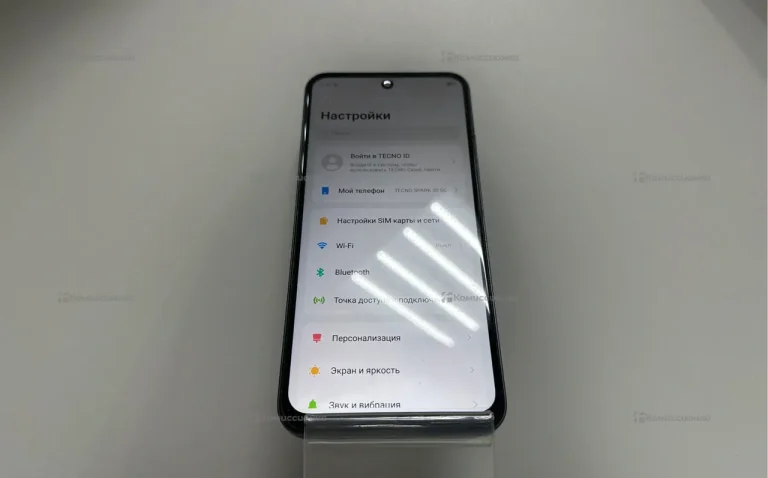 Tecno Spark 30 5G 6/128Gb