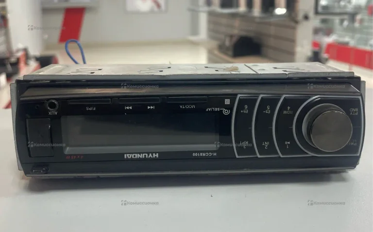 Автомагнитола  HyundaiH-CCR8100