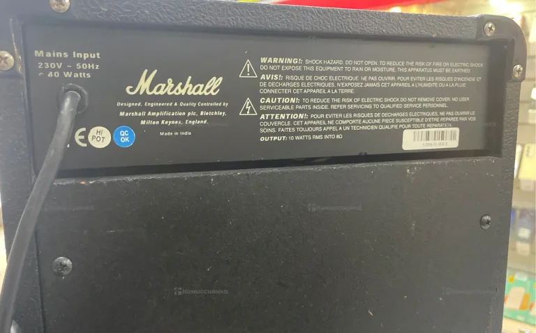 Комбоусилитель Marshall MG10 CD