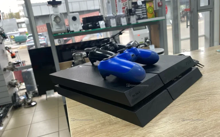 Приставка PS4. slim 500 Gb