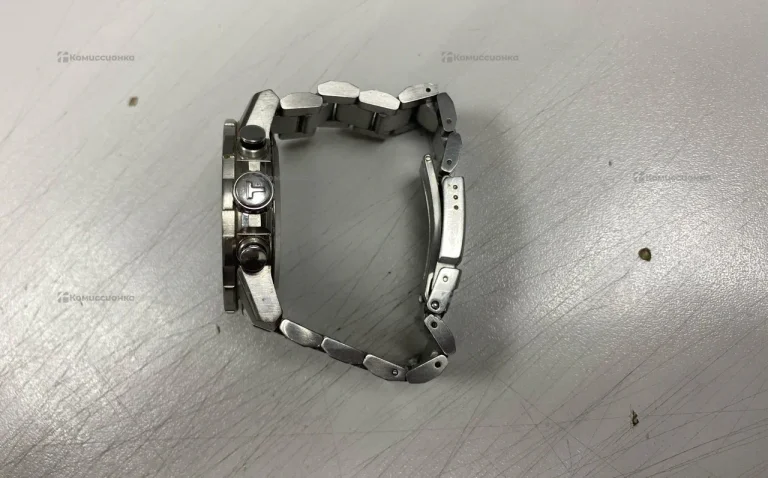 Часы  Tissot t125617