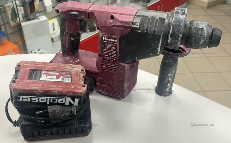 Перфоратор аккумуляторный NRH-20