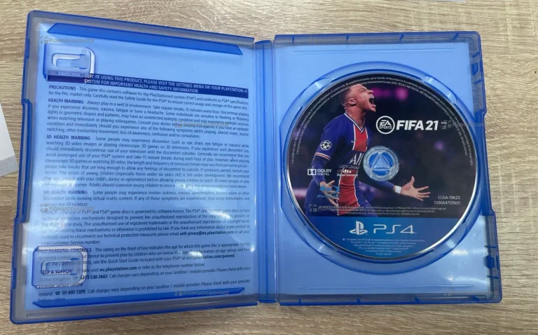 PS4. диск PS4 fifa 21