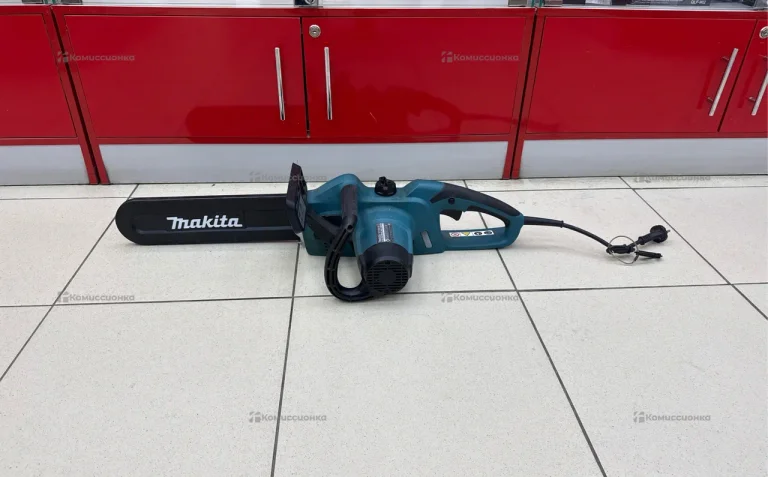 Цепная пила makita UC3041A