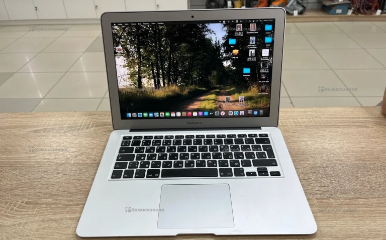 Ноутбук  MacBook Air 2017 13 inch