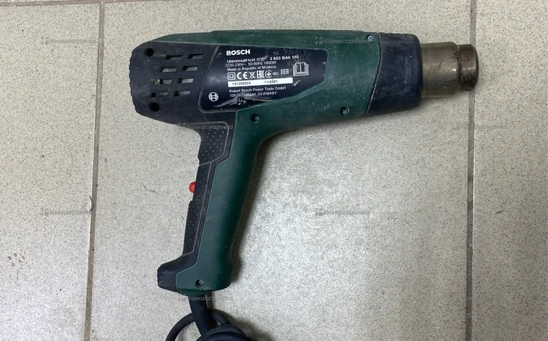 Фен строительный Bosch UniversalHeat 600