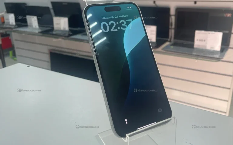 Apple iPhone 16 8/256 ГБ