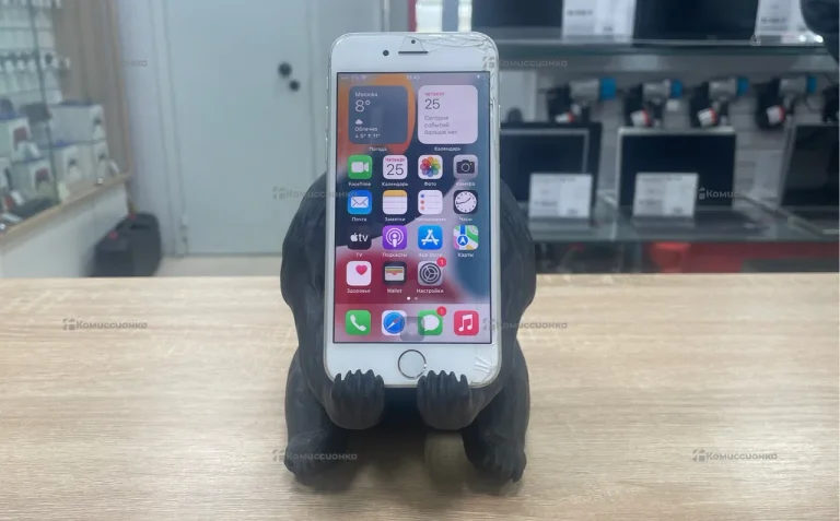 Apple iPhone 7 2/32 ГБ