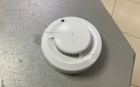 Купить Извещатель пожарный дымовой Rubezh ИП-212-142 б/у , в Самара Цена:190рублей