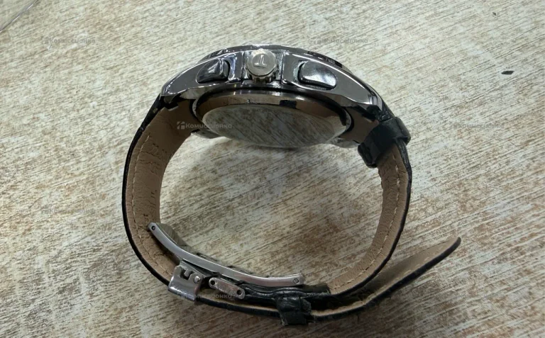Часы Casio T035627A