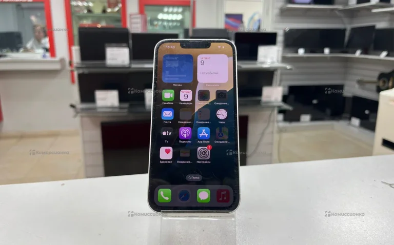 Apple iPhone 13 4/128 ГБ