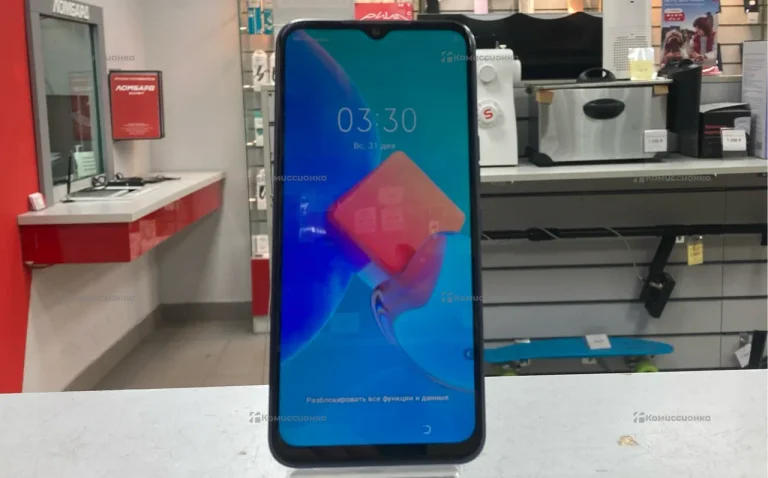 Tecno Spark 8C 4/64 ГБ