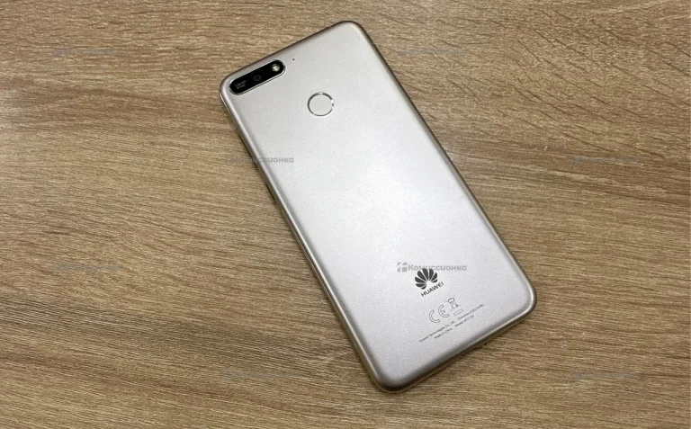 Huawei Y6 Prime (2018) 2/16 ГБ