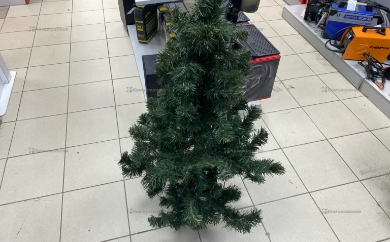 Ёлка искусственная