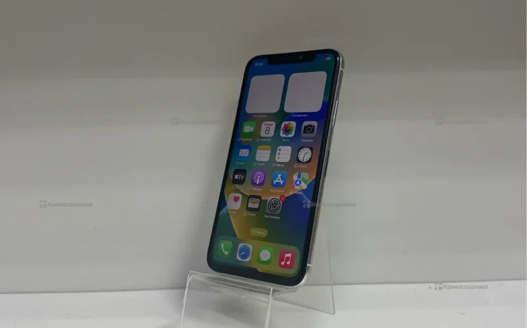 Apple iPhone X 3/64 ГБ