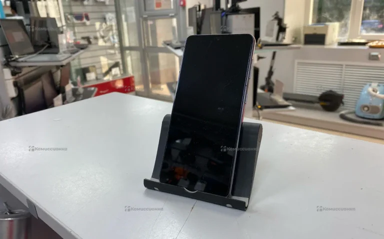 Samsung Galaxy s21 5G 8/256 ГБ