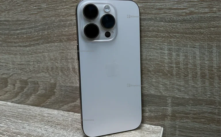 Apple iPhone 16 Pro 8/512 ГБ