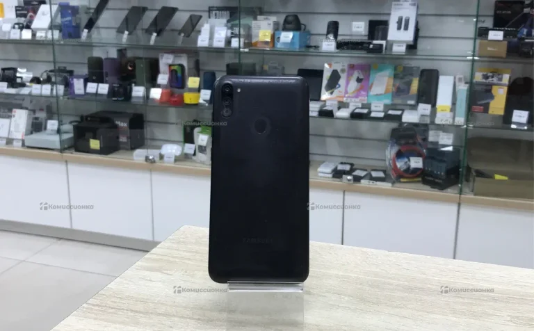 Samsung Galaxy M11 3/32 ГБ