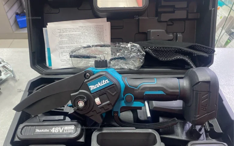 makita  мини пила