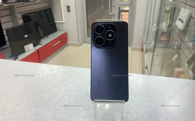 Tecno Spark 20 8/128 гб