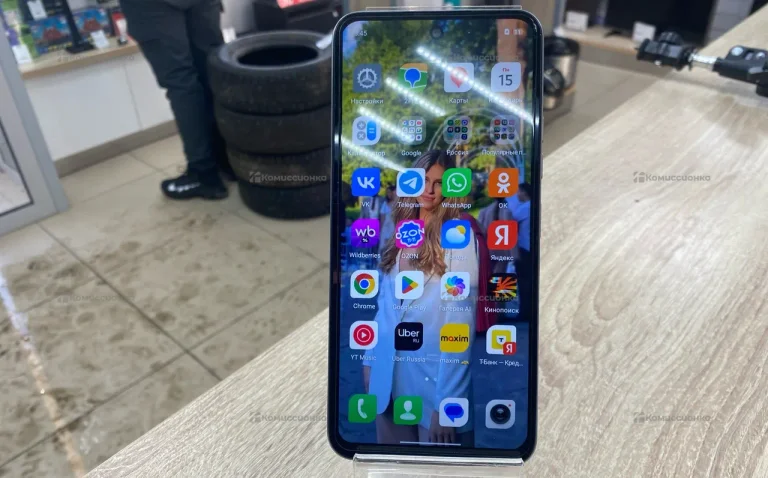 Tecno Spark Go 2 2/64 ГБ