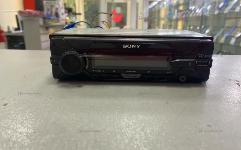 Автомагнитола  Sony DSX-A110U