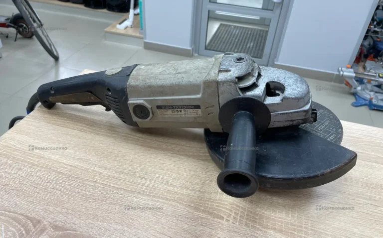 УШМ-230/2300М интерскол
