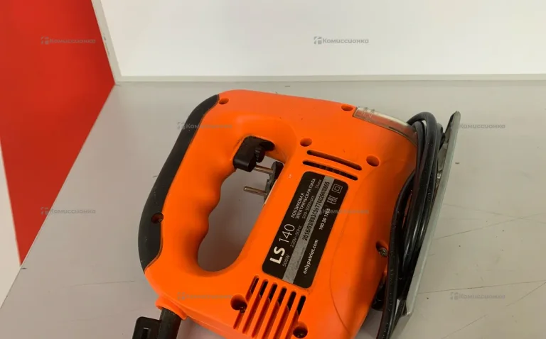 Лобзик ПАТРИОТ LS 140