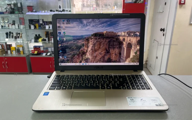 Ноутбук  ASUS X540S
