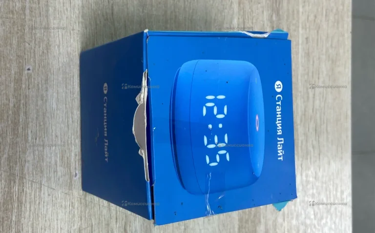 Колонка  алиса мини с часами