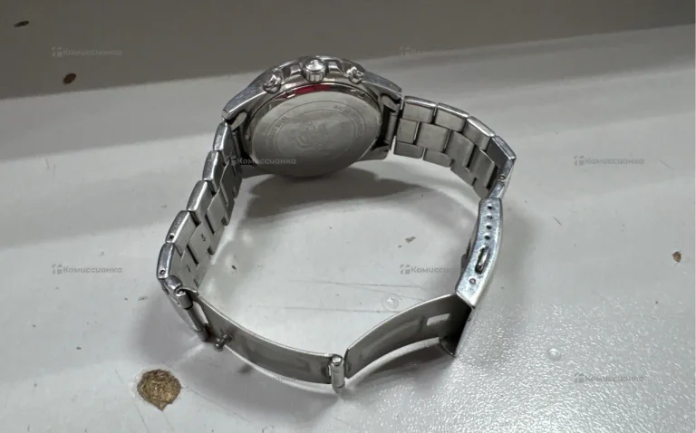 Часы  Casio Edifice  wr100m