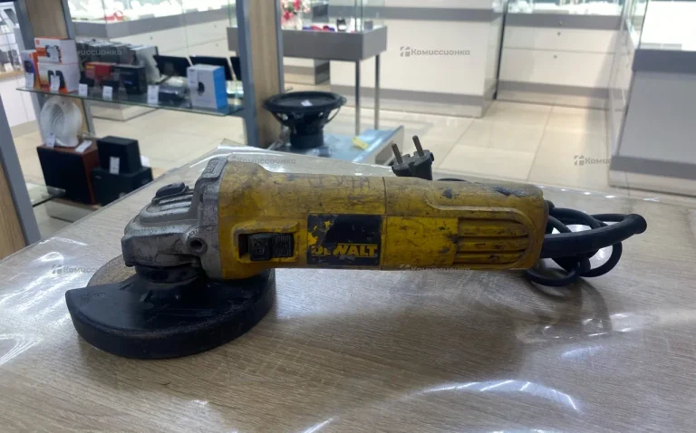 УШМ DeWALT DWE4119
