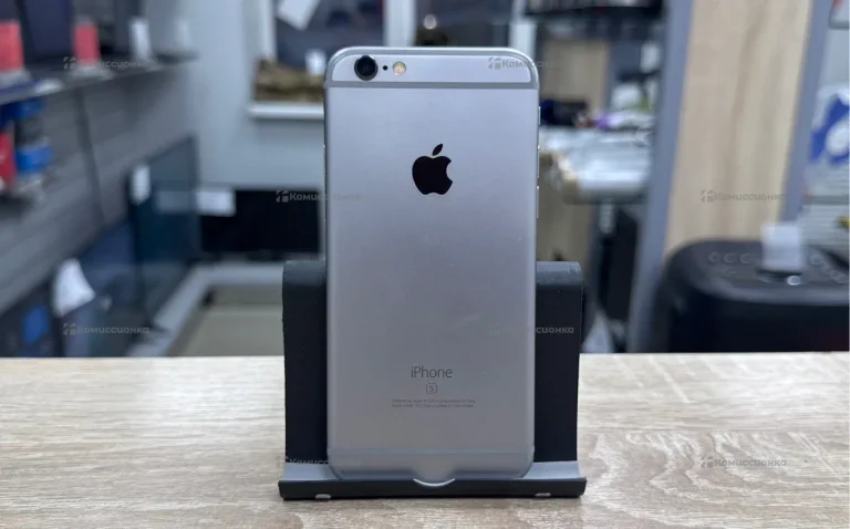 iPhone Apple 6S 64 ГБ