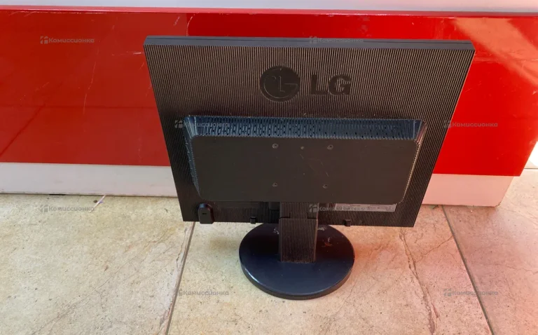 lg L1952T