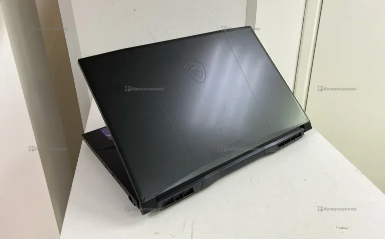 Ноутбук  MSI Katana 17 B12V