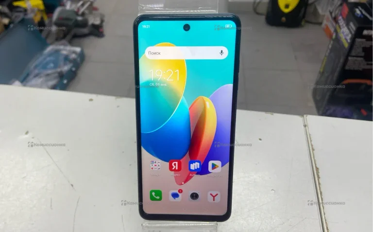 Tecno Spark Go 2024 3/64 ГБ